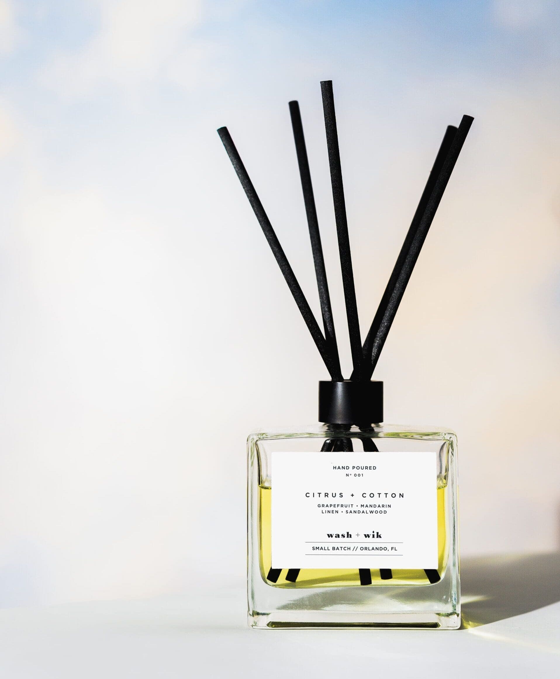 Citrus + Cotton Clear Reed Diffuser With Reeds